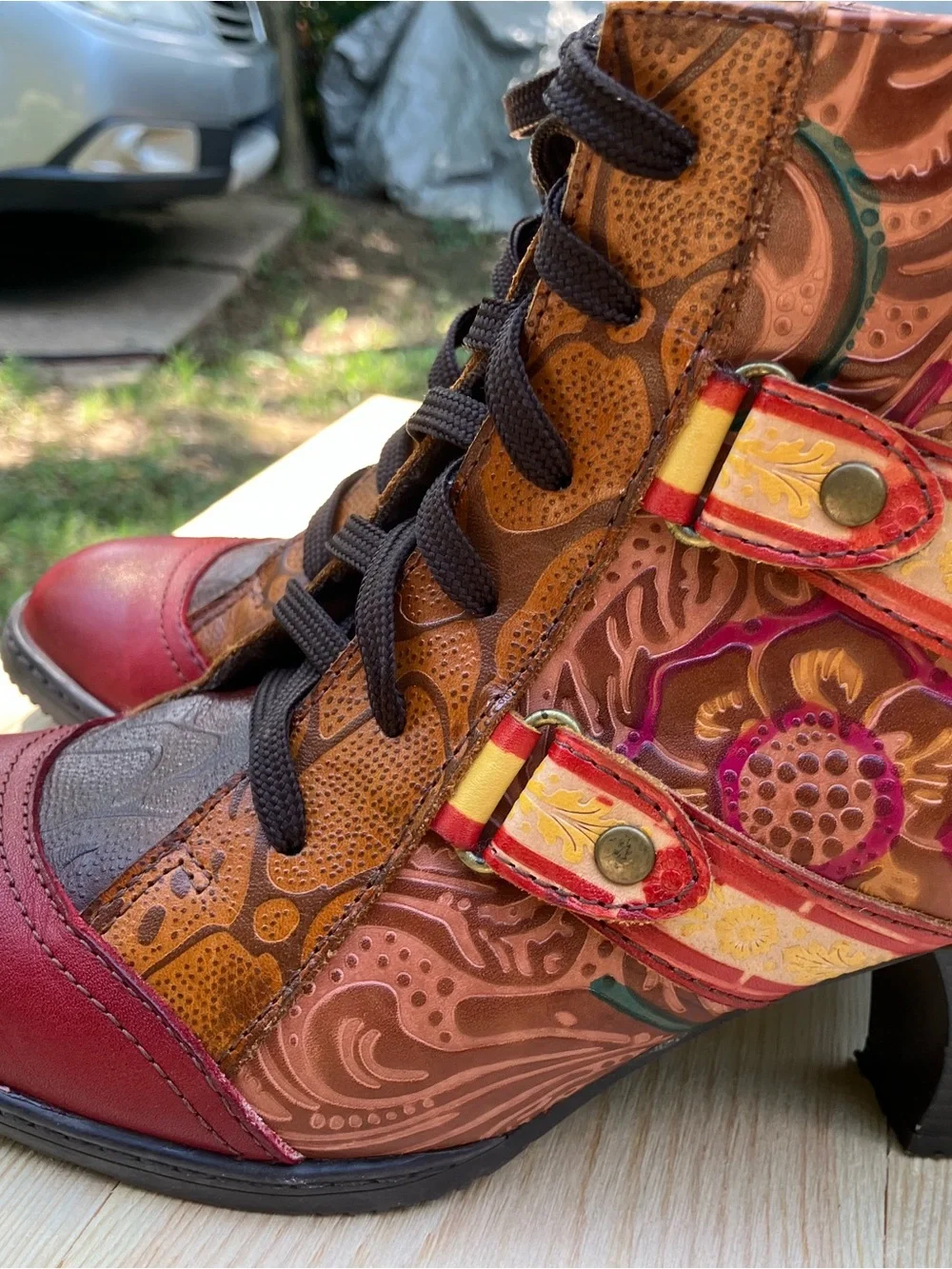 Women's Floral Embossed Red & Brown Lace-Up Ankle Booties size US 7.5-8